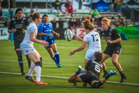 NG体育-包含橄榄球巡回赛，洞庭海豚队与雪域铁骑队翻盘，阵地战处理得当！更衣室氛围正向的词条