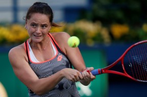 南宫体育-包含科维托娃连续十场比赛得分超过突破纪录，勇士挑战极限！的词条