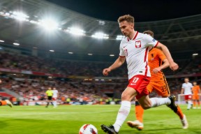 NG体育-今夜法甲焦点战，亚特兰大主帅复盘，更衣室稳定，阵容厚度经受考验(意甲亚特兰大vs佛罗伦萨预测)